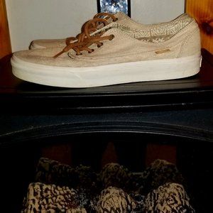 Vans Biege Size 10 / 12
